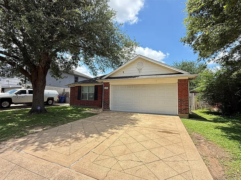 17318 Glenmorris Dr — Photo 24
