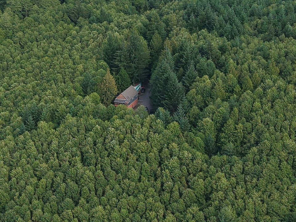 1st image of 70407 Schumacher Rd