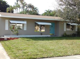 1409 Lake Victoria Dr, Lake Worth, FL 33461