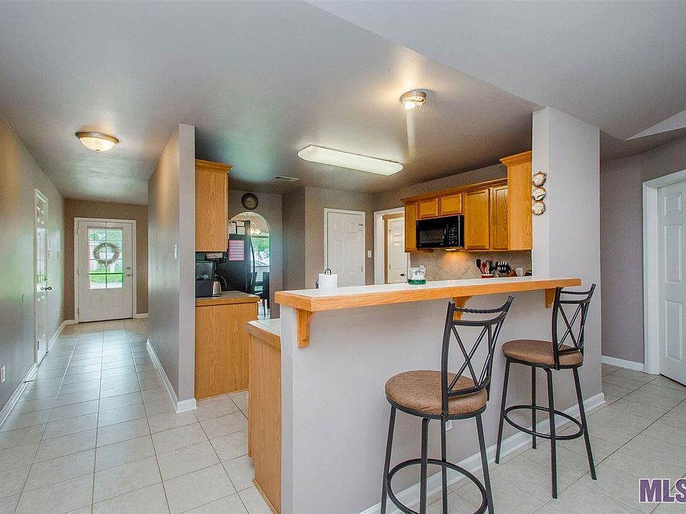 1st image of 26239 Millstone Dr