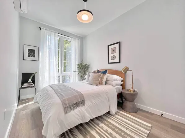 2913 Snyder Avenue image 4 of 13