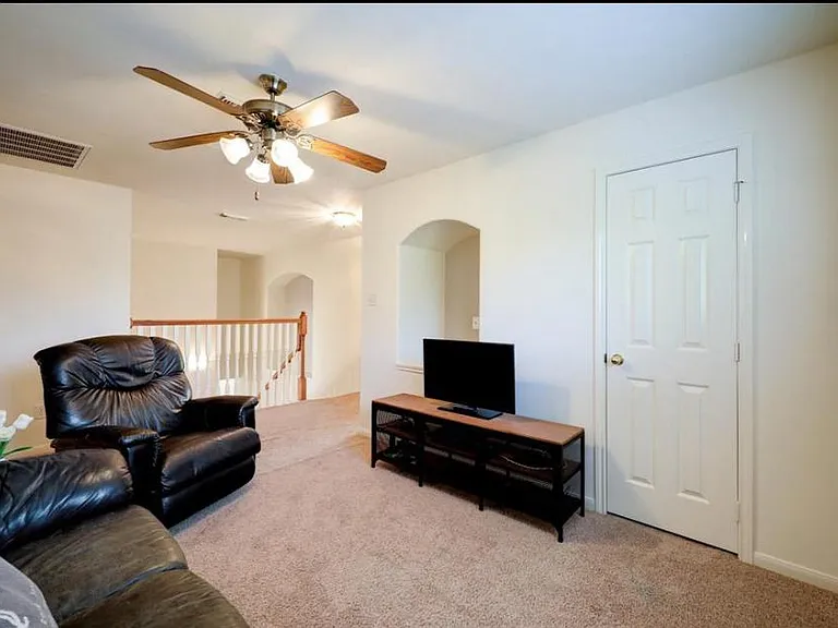 12918 Stratford Heights Dr — Photo 12