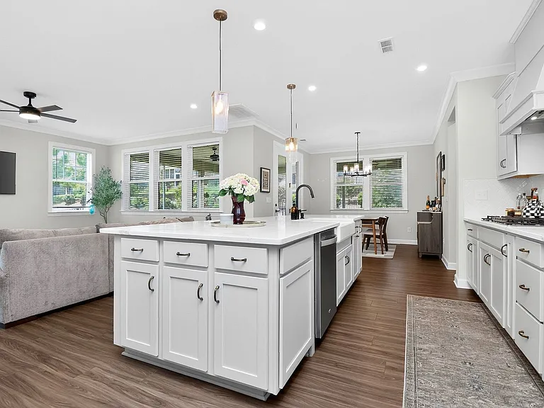 2105 Cadence Trace Dr — Photo 42
