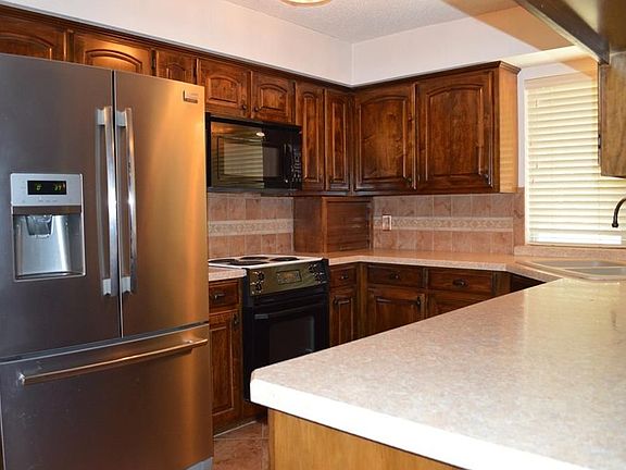 3rd image of 5803 Melstone Dr
