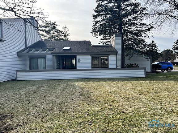 2nd image of 6659 Embassy Ct #48