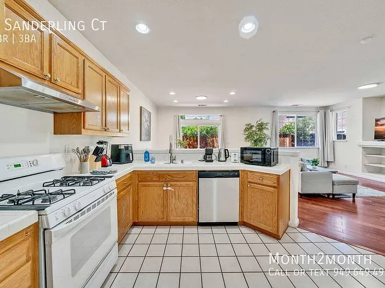 3 Sanderling Ct — Photo 10