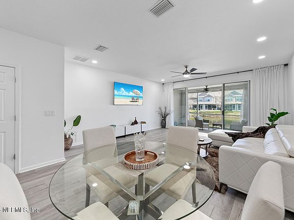 2nd image of 4220 HIGHWOOD Drive
