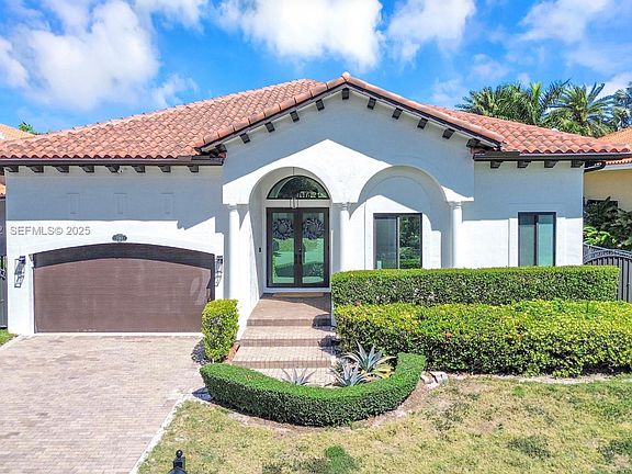5th image of 7565 SW 190th St