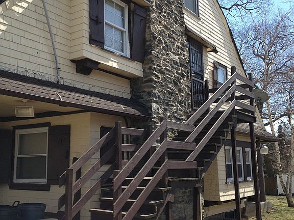 2nd image of 2417 Cornaga Ave