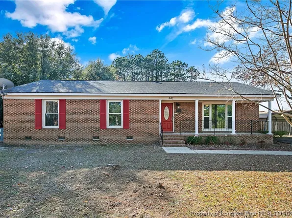 442 Waterbury Dr, Fayetteville, NC 28311