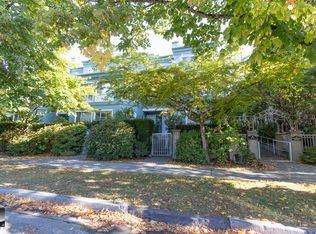 250 W 4th St #301, North Vancouver, BC V7M1H7