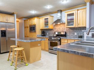 20 Howe St, Fryeburg, ME 04037