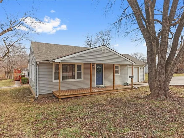 825 S 54th St, Kansas City, KS 66106