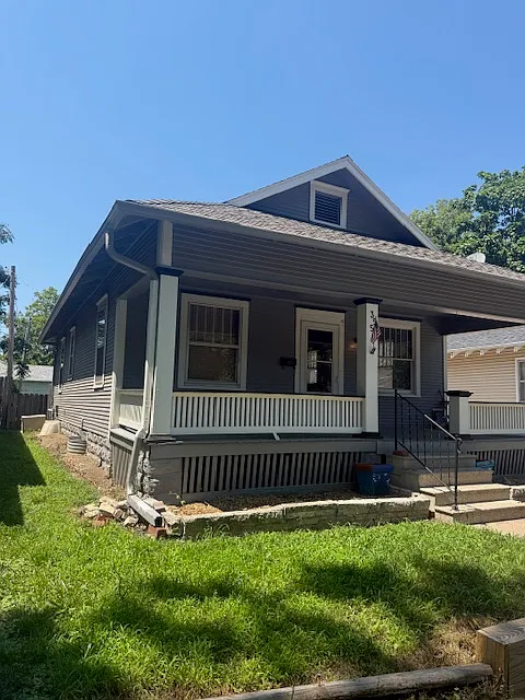 Building Photo - 355 N 32nd St