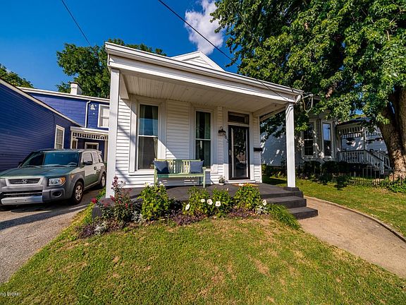 963 Goss Ave L-28
