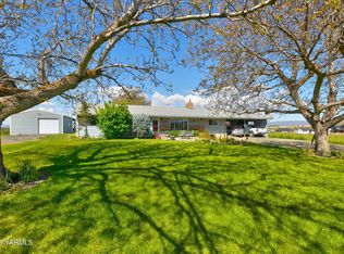 180 Pomona Heights Rd, Yakima, WA 98901