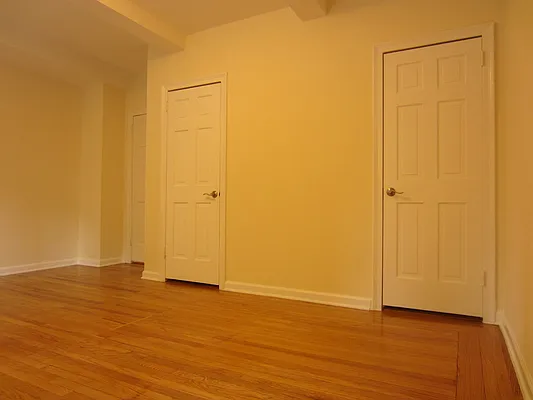 Rented by Citi Habitats | media 27