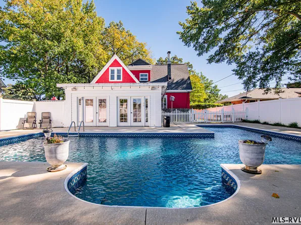 425 Roanoke Ave, Roanoke Rapids, NC 27870