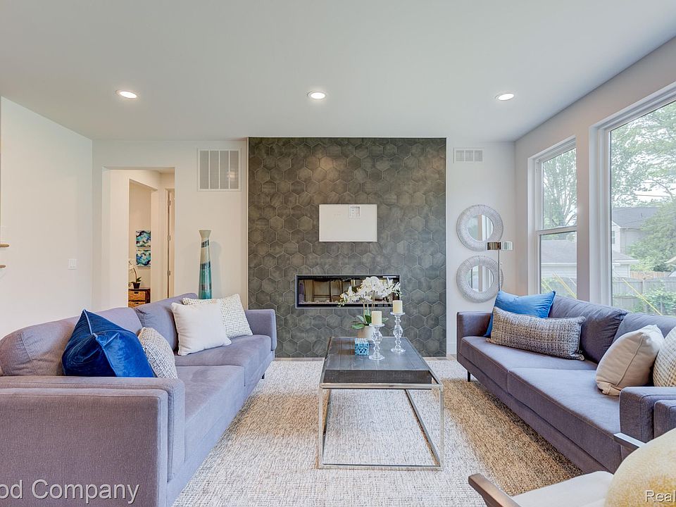 812 Irving Ave, photo 13