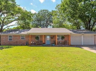 1141 Terrace Trl, Hurst, TX 76053