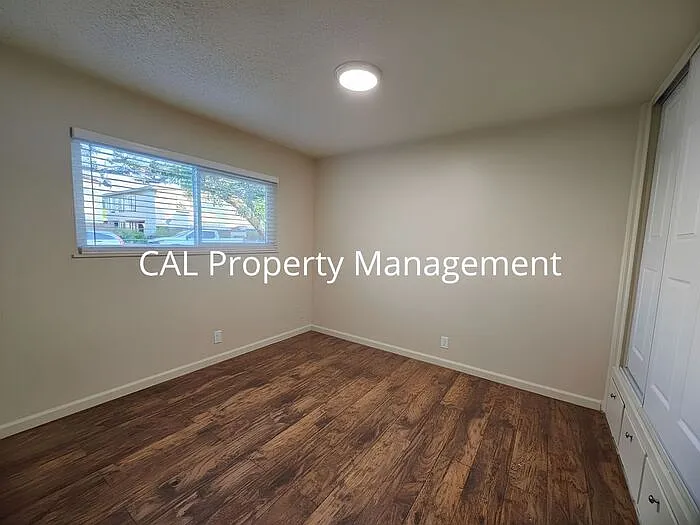 918 Illinois Ave #7 — Photo 11