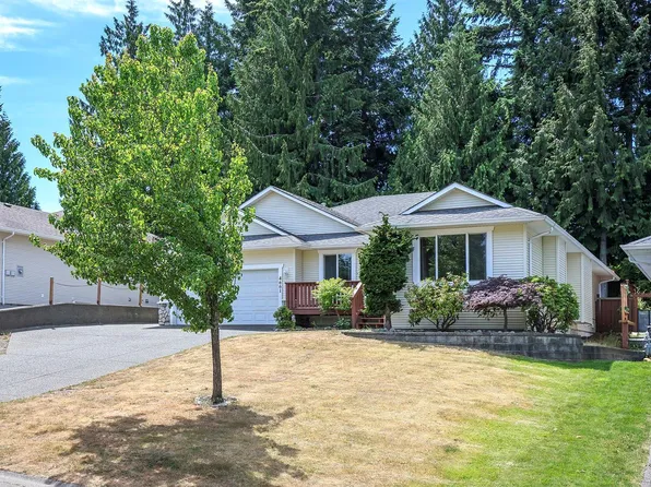 4661 Salal Pl, Courtenay, BC V9N 4A1