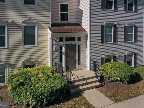 2nd image of 15 Pickering Ct APT 2