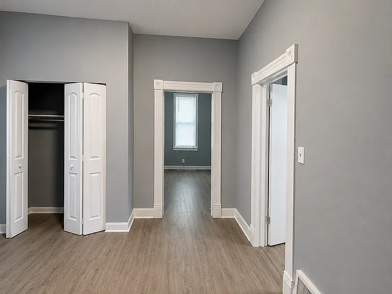 4620 Michigan Ave — Photo 5