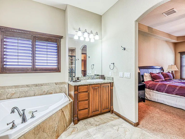 6459 Snowheights Ct — Photo 47