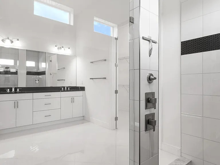 9019 SW Terzi Way — Photo 35