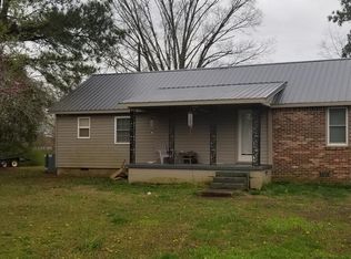 245 Watson St, Camden, TN 38320