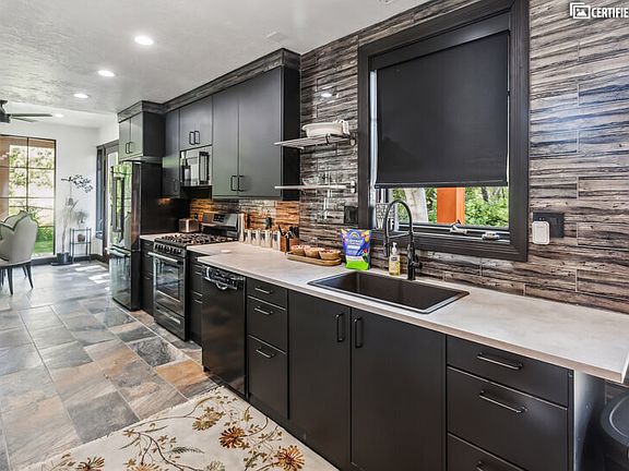 5th image of 3386 E Canyon Creek Dr