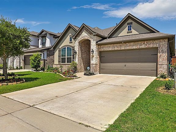 2nd image of 13730 Brahman Valley Court Court