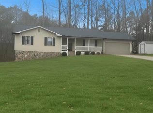 222 Robin Ln, Stockbridge, GA 30281