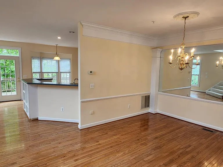 8021 Kidwell Town Ct — Photo 11