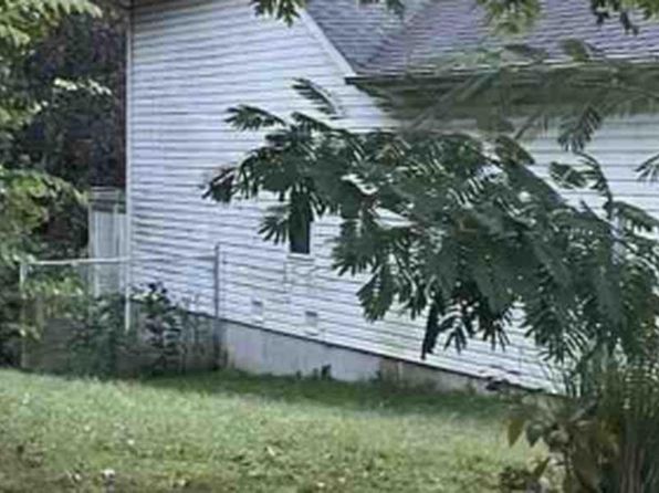 2702 S 14th St, Ozark, MO 65721