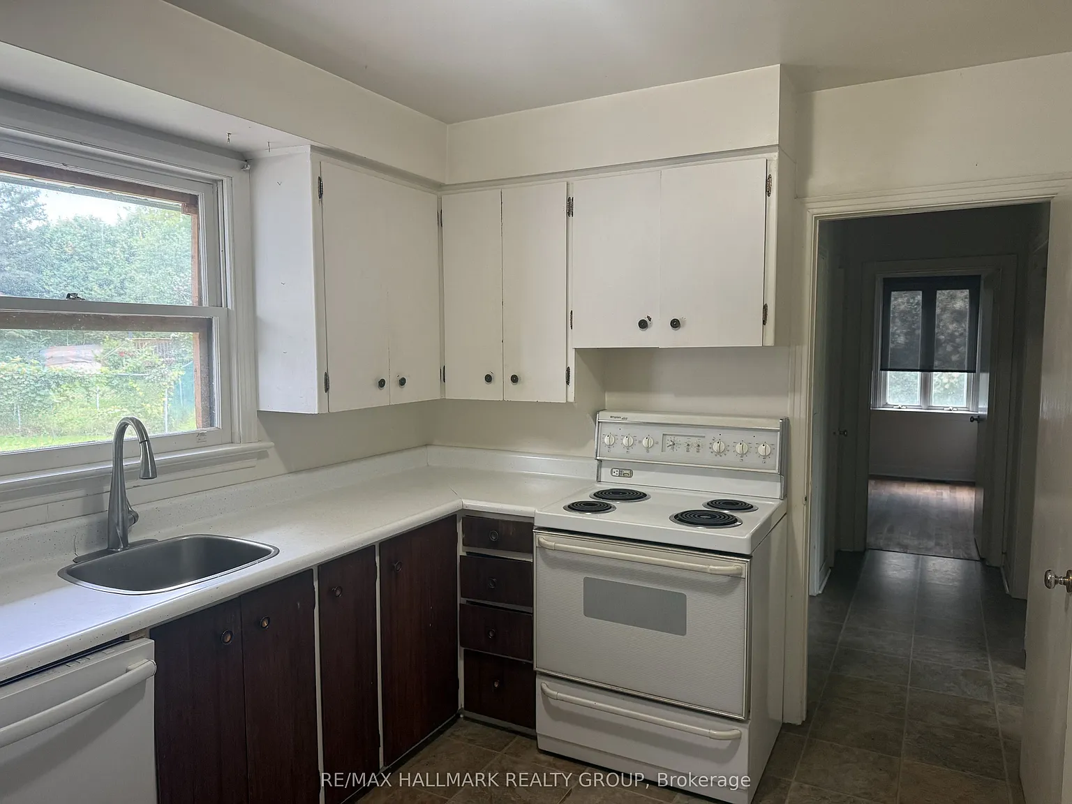 2 bed, $2,200 — Photo 4