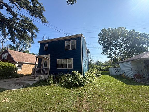 2nd image of 5544 N Dexter Ave