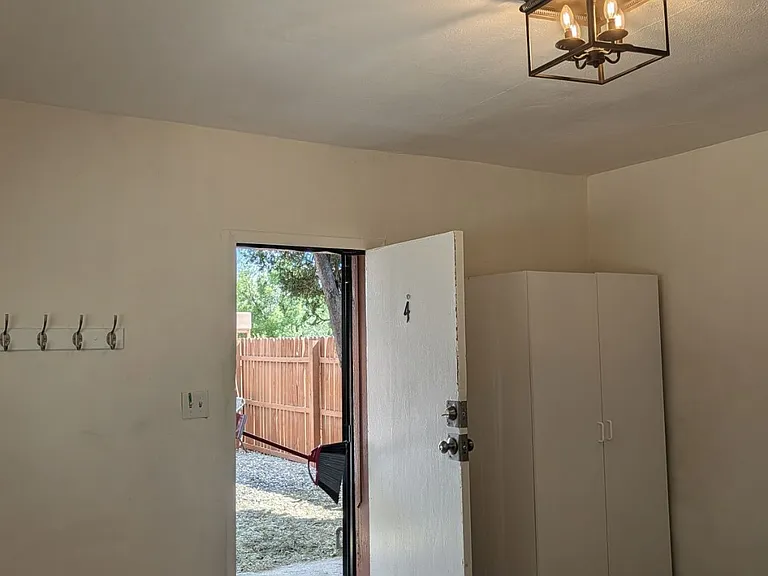 1853 Mann St #4 — Photo 16