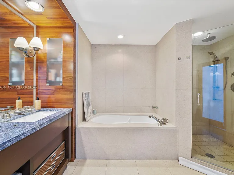6799 Collins Ave #1506 — Photo 27