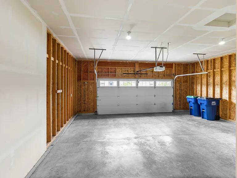 265 Farmstead Dr — Photo 20
