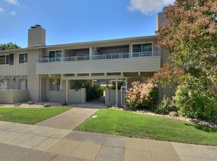 460 Lassen St APT 2, Los Altos, CA 94022
