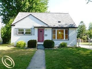 1st image of 32314 Rosslyn Ave