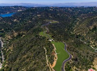 2001 Benedict Canyon Dr, Beverly Hills, CA 90210