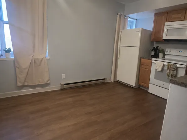 16 4th St, 16 S 4th St, Slatington, PA 18080