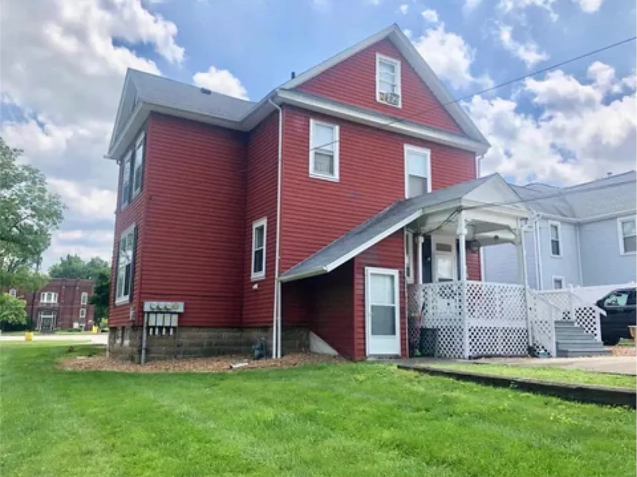 2 bed, 1000 sqft, $950 — Photo 2