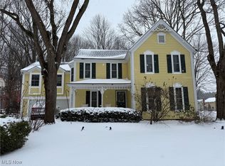 34536 Southside Park Dr, Solon, OH 44139