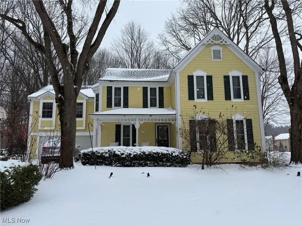 34536 Southside Park Dr, Solon, OH 44139