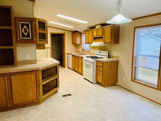 1st image of 4175 Whisperwood Way S #370