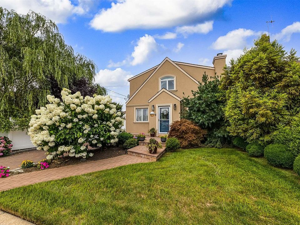 2420 Riverside Drive, Wantagh, NY 11793 Zillow